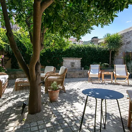 Garden House *